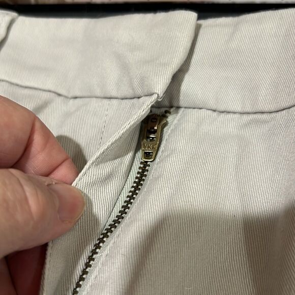 J. Crew Factory H1453 Gray 5" Classic Chino Short For Women NWT size 8 - Picture 10 of 10